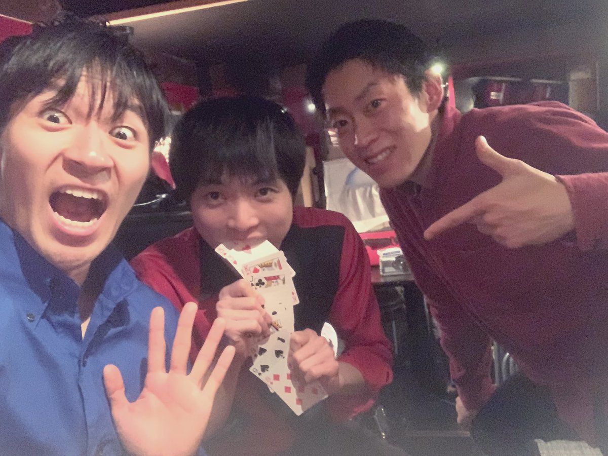 uchiyamasan7322's tweet photo. 昨日は赤坂にてミュージックライブのMC務めさせていただきました❗️
毎回、音楽っていいなって感じさせられますね😁✨

演者さんもクオリティ高いし、お客様も暖かいし、ネタもウケたし✨笑
楽しかったですわ🤣❗️

また告知ちょこちょこしますのでご都合合えばお待ちしております😌♪
お疲れ様です✨ https://t.co/UXxJsYI6ue