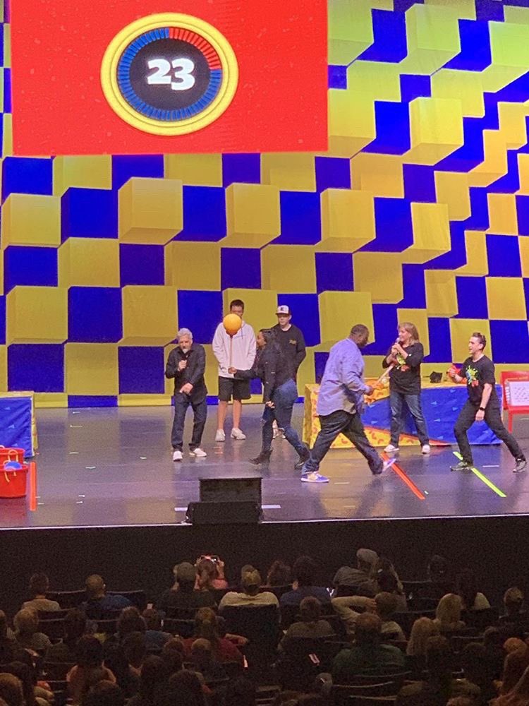 autumnsjs90's tweet photo. @doubledarelive  we had a blast at the show my wife and kids really did got to go on stage to one of my favorite shows growing up as a kid 💯🔑🙏🏾😎💨🔥 https://t.co/o8ciPNdBOs