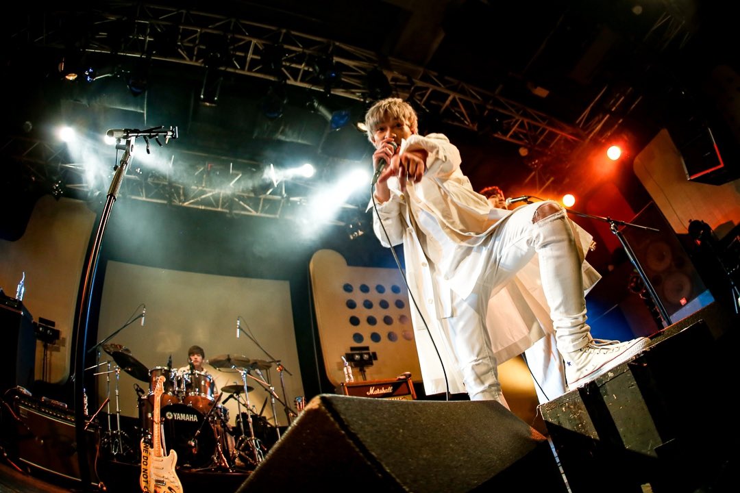 noovystaff's tweet photo. 4人最後日本でのステージを
見守ってくれてありがとうございました！
「One More Step」の旅は終わらない！🙏
#noovy 
#渋谷duo
#OneMoreStepTOUR https://t.co/6g656JHj7R