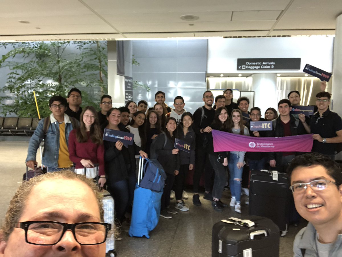 elda_quiroga's tweet photo. A bunch of geek students from @TecdeMonterrey will be visiting big companies in SV and SFco #SV2019 #50AñosProgramando #CodingSince1969 https://t.co/ZY91eJgQrn