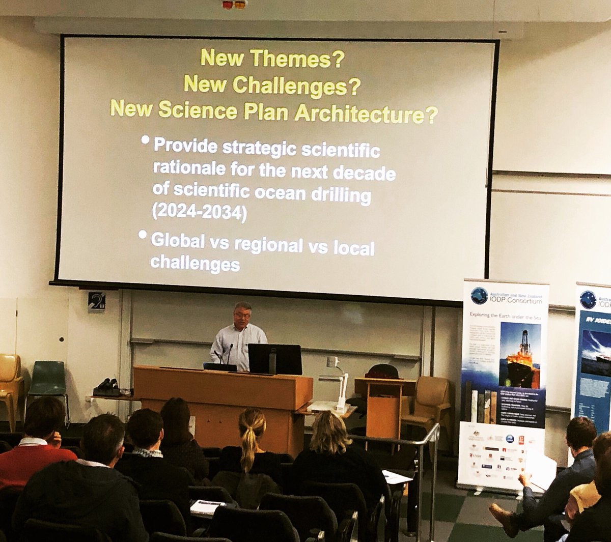 ANZIC Ocean Planet Workshop Day 1 underway. ECR's &amp; MCR's from Aus. NZ, US &amp; Japan #OceanPlanet2019 #SolveitwithScience #iodp #jamstec #ecord #Joidesresolution #chikyu #ourANU 🌏🌊🗺️🚢