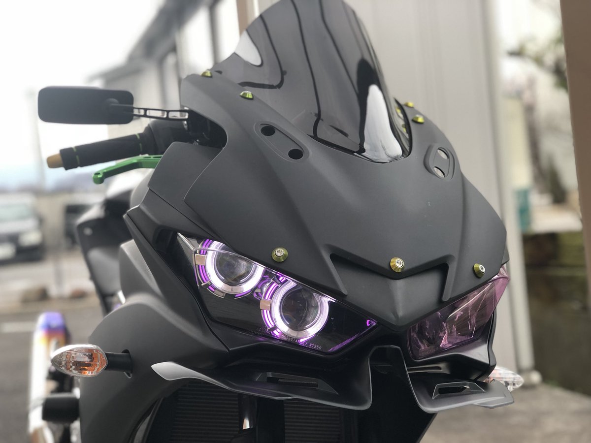 yzf-r25 r3 イカリングヘッドライト 専用！YZF-r25 r3 ポン付けOK 片目イカリング ヘッドライト カスタム