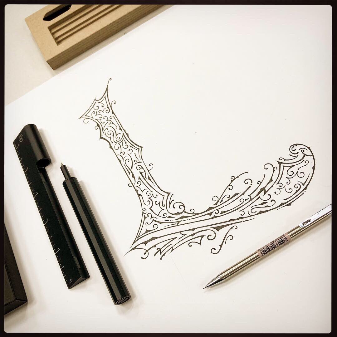 tomek_biernat's tweet photo. 36 Days of Type | L
https://t.co/3QsDuVjyq2
#36days_L #36daysoftype #36days_Adobe #typism #letterforms #sketch #36daysoftype_06 #sketch #handmadefont #handletter #handlettering #lettering #liternictwo #details #typography #biernat #hmmproject https://t.co/TYaOL5U1Mh