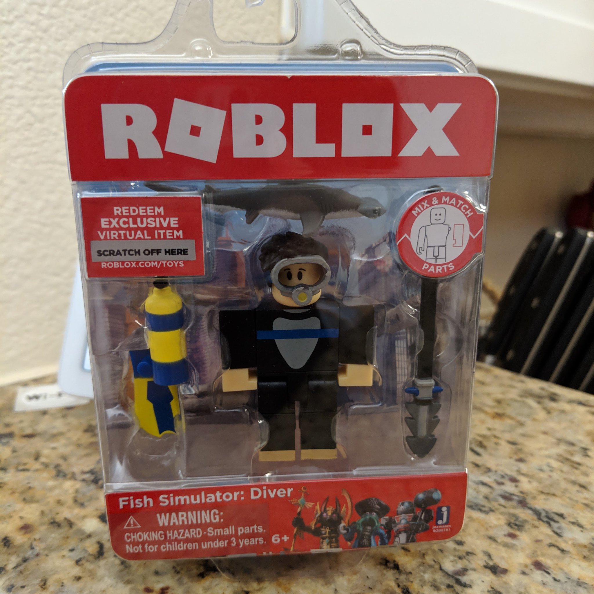 Madi On Twitter Turns Out The Diver Outfit I Made For Fish Simulator Was Turned Into A Roblox Toy - small fish roblox