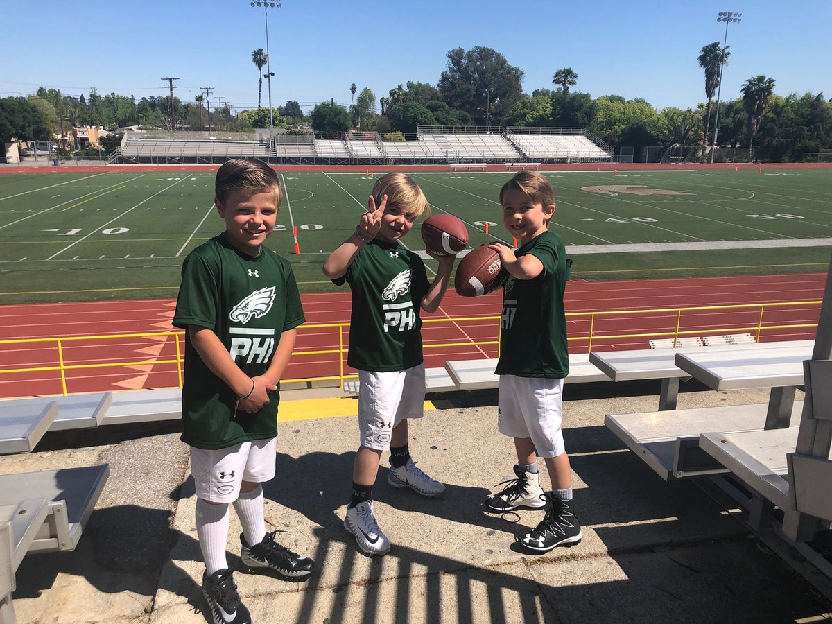 LauraAntle1784's tweet photo. Media guide worthy. 2 Antle’s and 1 Moore. #FlyEaglesFly #flagfirst #rippinflags #jukesfordays @Rantle1784 @Eagles https://t.co/hBAh9kDd6A