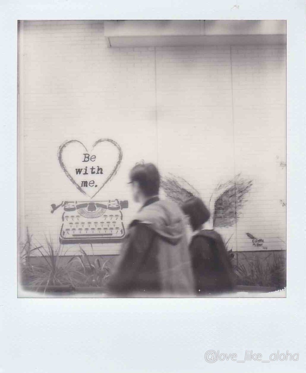 love_like_aloha's tweet image. お写ん歩

Polaroid SX-70

#ファインダー越しの私の世界
#キリトリセカイ
#ポラロイドオリジナルズ
#モノクロ 
#monochrome
#Polaroid_SX_70