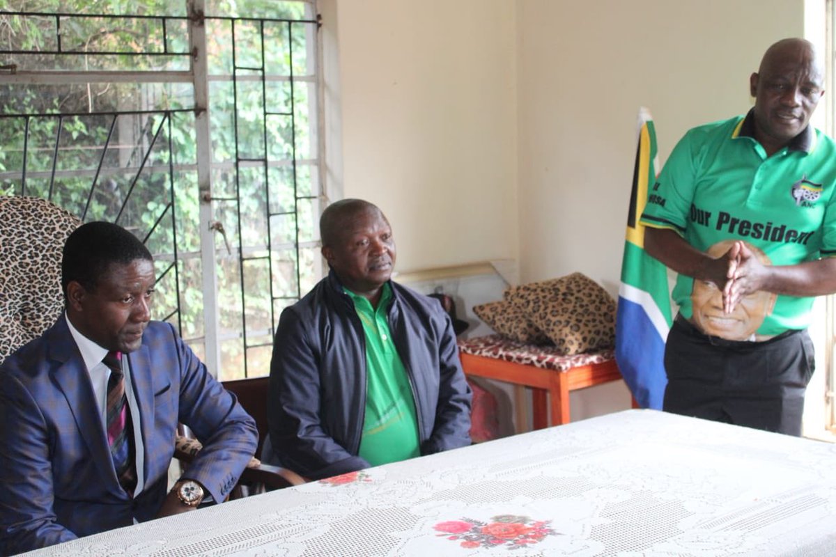 ANCLimpopo's tweet photo. ANC ON THE CAMPAIGN TRAIL
ANC Deputy President David Mabuza paying a courtesy visit to Thovhele Mphaphuli Traditional Council. The #ANCDP is accompanied by PEC and regional leaders
#GrowSouthAfrica #VoteANC8May https://t.co/bebvJ62mno