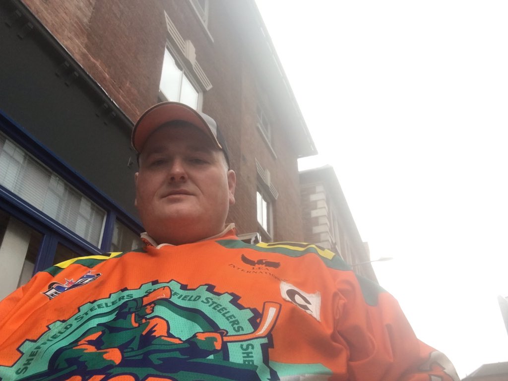 glynnm76's tweet photo. C is for..........Dion👊🏻👊🏻👊🏻👊🏻 #HelloDarling #PlayOffWinner #OldShirt Returning to the NIC 🏒🥅😊👍🏻 #POFW19 https://t.co/HpxTdOuPHP