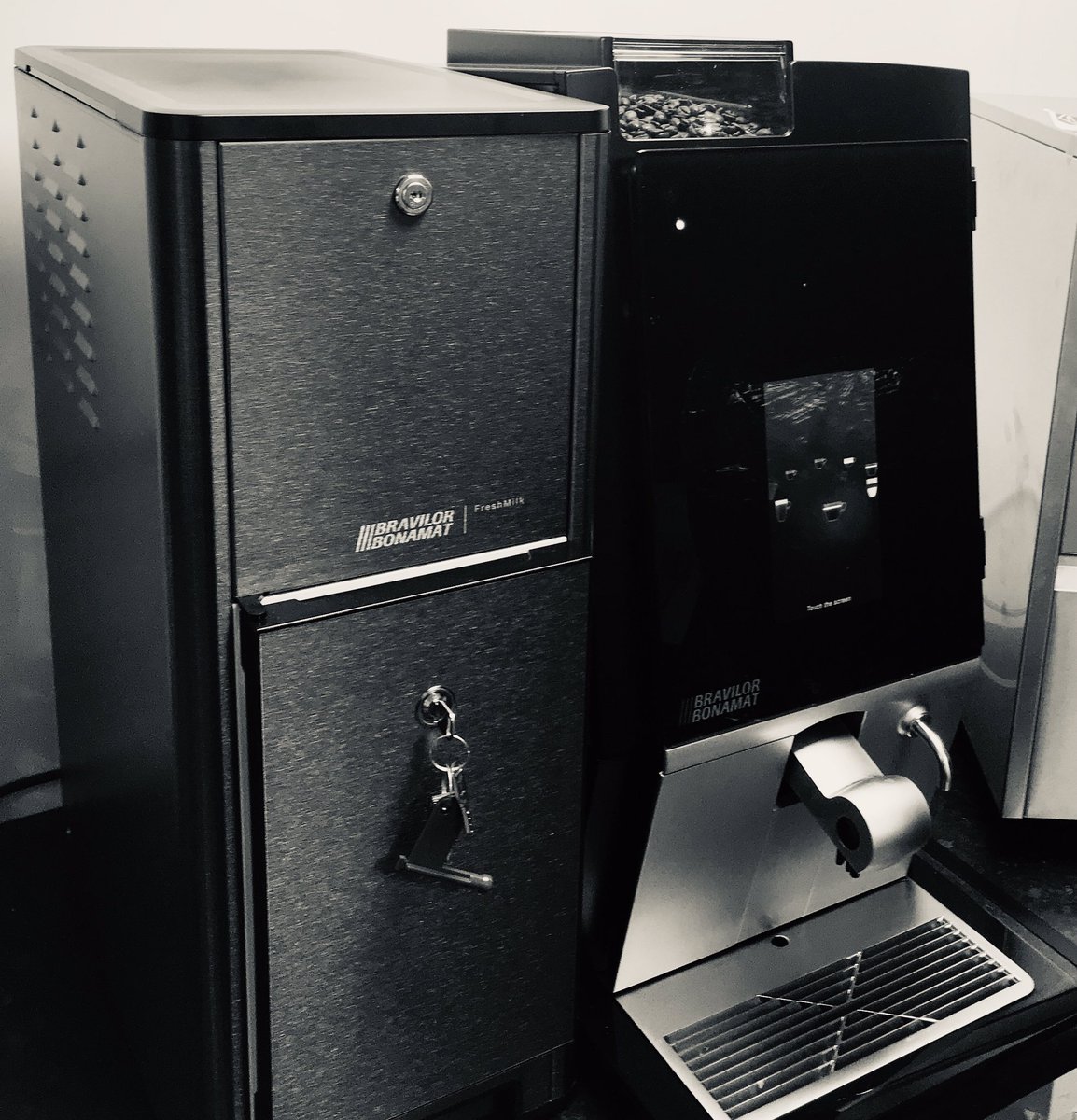 Beverichvending's tweet photo. We are proud to have installed this fantastic piece of kit from @bravilorbonamat in a chain of high foot-fall activity centres in #Liverpool  “The Esprecious Fresh Milk” produces the ultimate #coffee experience every time guaranteed. #happycustomer #wirral #merseyside #vending https://t.co/oEOa0fjjlH
