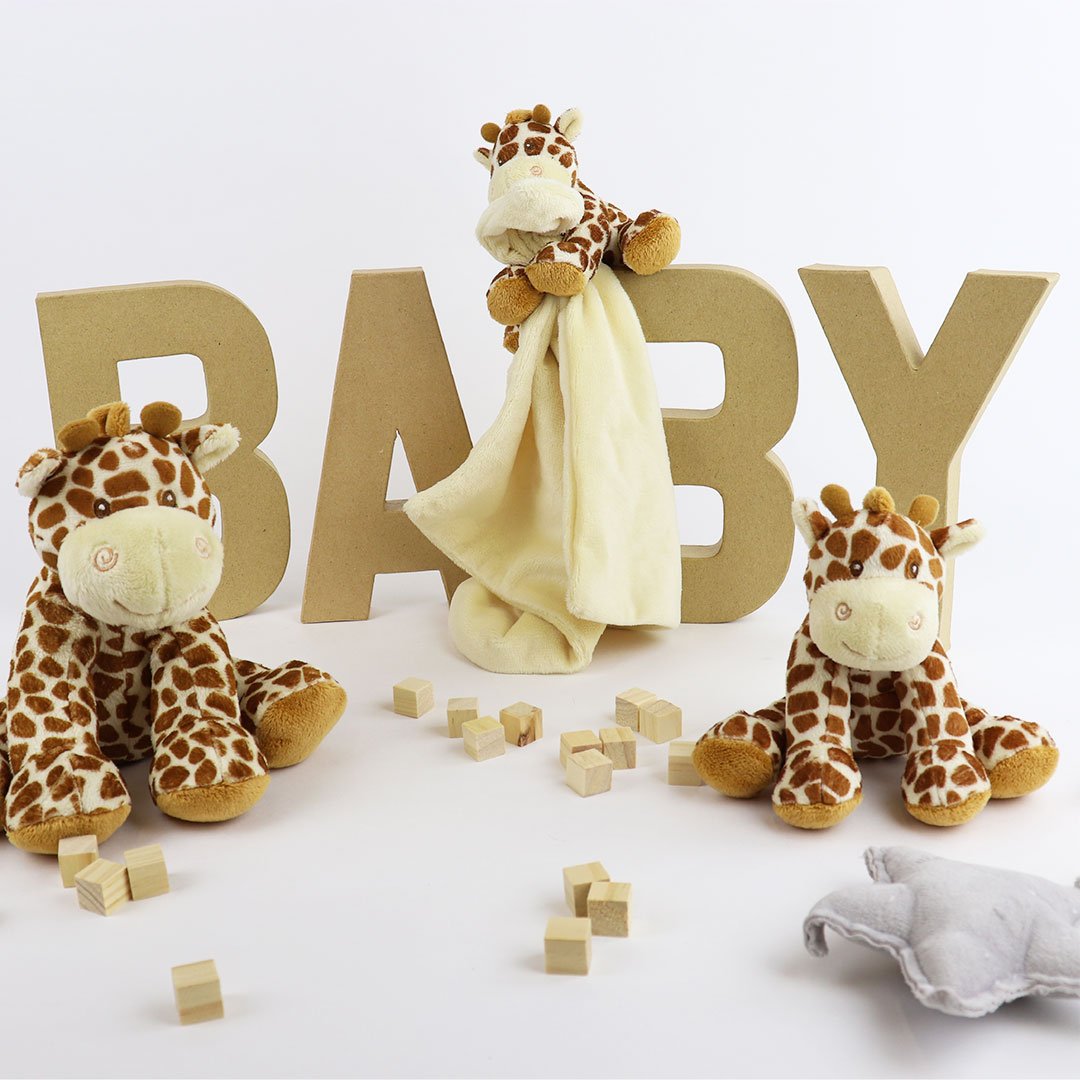 InterGift_'s tweet photo. The most snuggle worthy of gifts 💖 💖 #babyhampers #babyhamper #hampers #newbaby #babygifts #babygift #babygiftideas #babygiftset #gifts #gift #hamper #giraffe #softtoys https://t.co/gSlrErtXMh