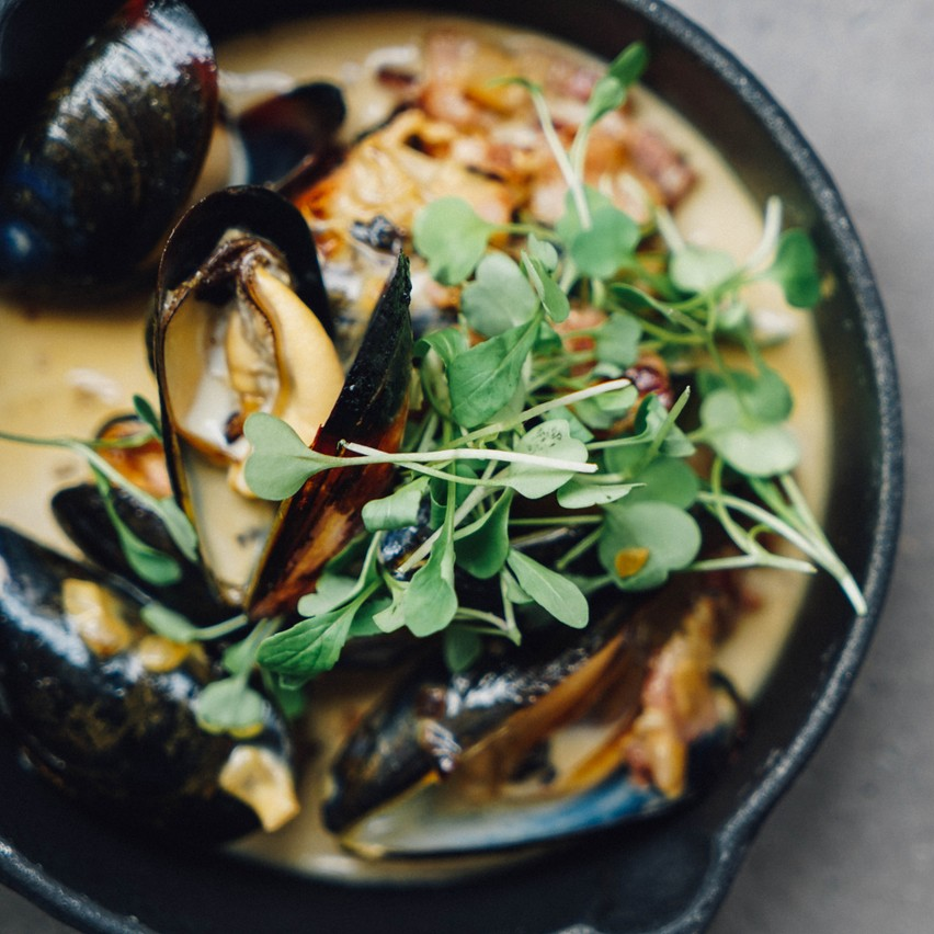 Kite at The Red Hart tweet media