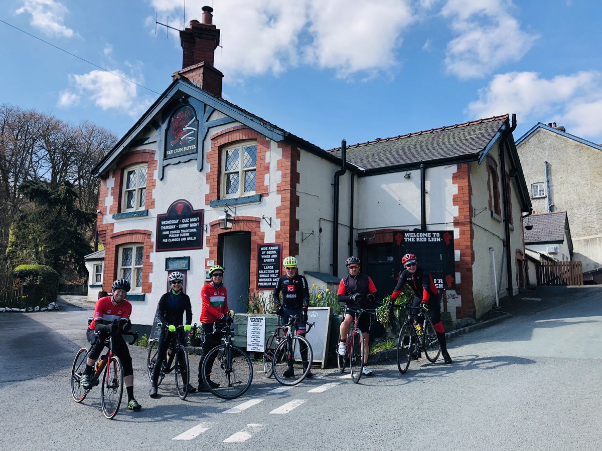 RhosCycling's tweet photo. Intermediate club ride yesterday 70 miles 6,000 ft of climbing, first lumpy one of the year! @RhosCycling https://t.co/giAjd7OobW