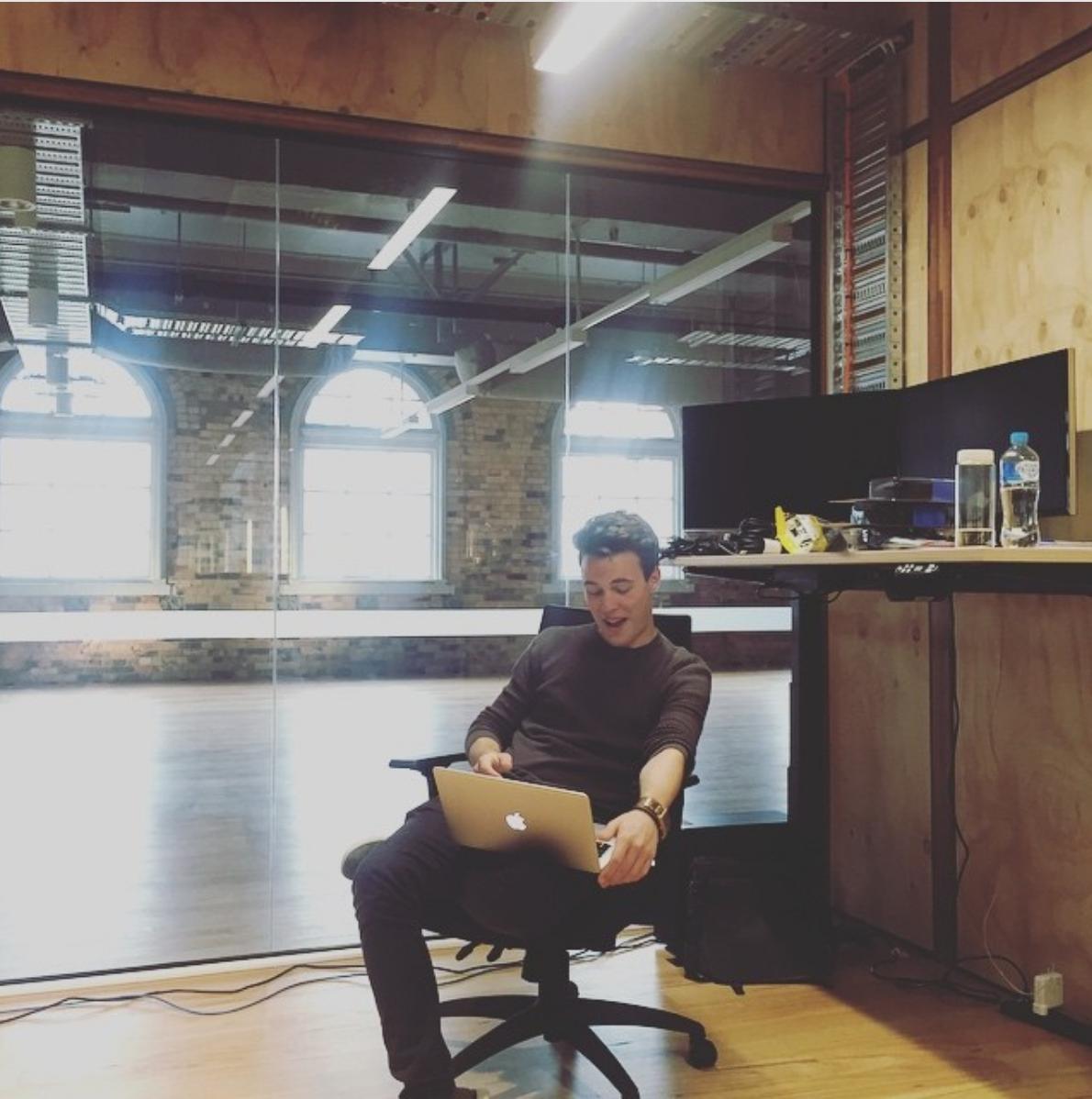plug_everything's tweet image. Matt going over our applications for &quot;project round mirror&quot; aka secret name for something we can&apos;t talk about. #plugineverything #newoffice #gettingsetup @plugineverything @aescripts