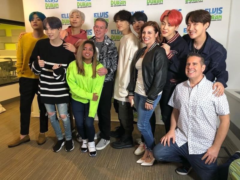 namjcex's tweet photo. (4)

#방탄소년단 #뷔 #방탄소년단뷔 #태형 #BTS #V #BTSV #taehyung https://t.co/sdDuBErcM0