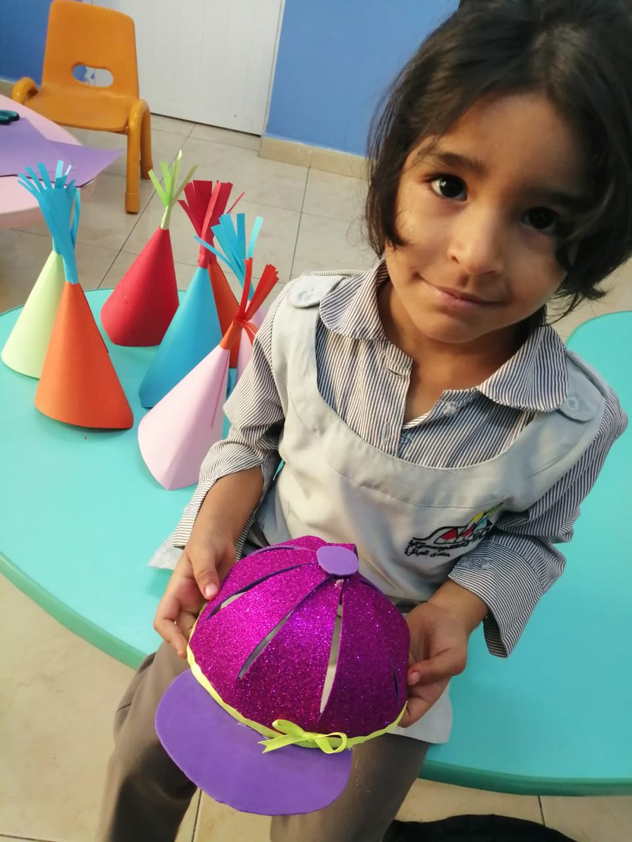 ترتسم ألواني الجميلة في قبعات الرأس لتسعد أصدقائي العباقرة في #مركز_العيسري #الموالح