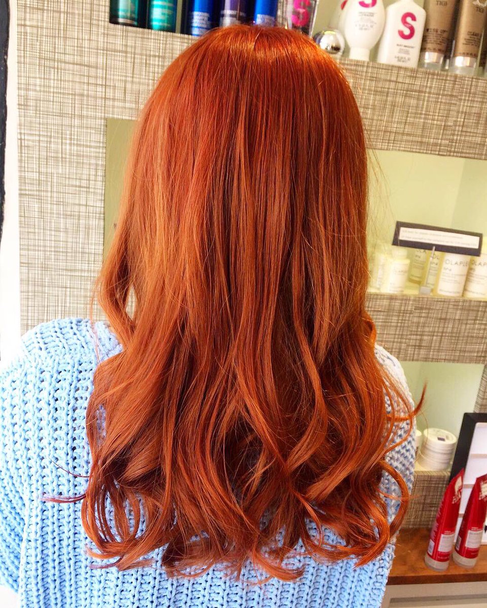 Red Rocket 🚀 We’re still swooning over this stand-out shade created by May at our <a href="/TownOfSudbury/">Sudbury, Suffolk</a> Salon earlier this week! 😻