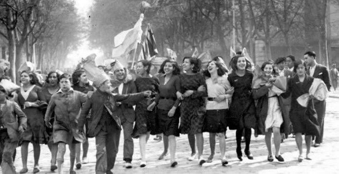 Ander_Gil's tweet photo. Buenos días y feliz #14deAbril. Memoria, dignidad y reparación a los que lucharon por los valores democráticos que disfrutamos y que hoy debemos defender más que nunca. La #MemoriaHistórica como referente hacia una Memoria Democrática de futuro. https://t.co/AMeAH2MCW4