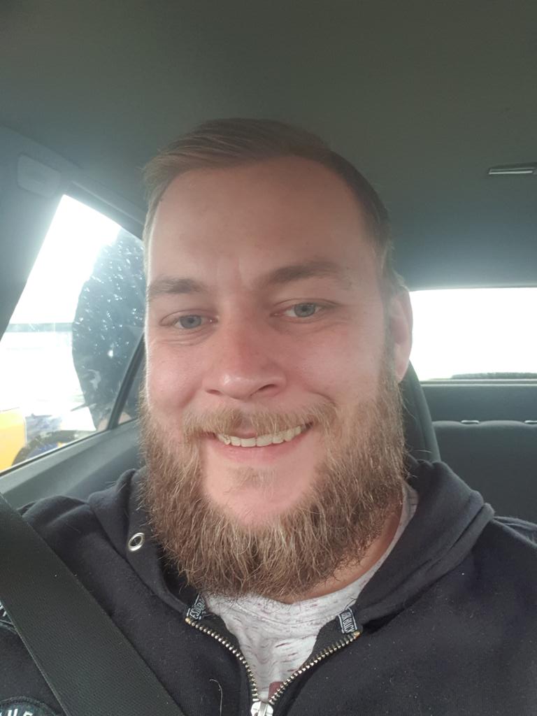 So ab zu Freunden und dann schauen das ich endlich mich mal anmelden kann bei einem #GTAVRP Server. Drückt mir die Daumen das ich Erfolg habe :) #streamer #GrandTheftAutoV #Twitch