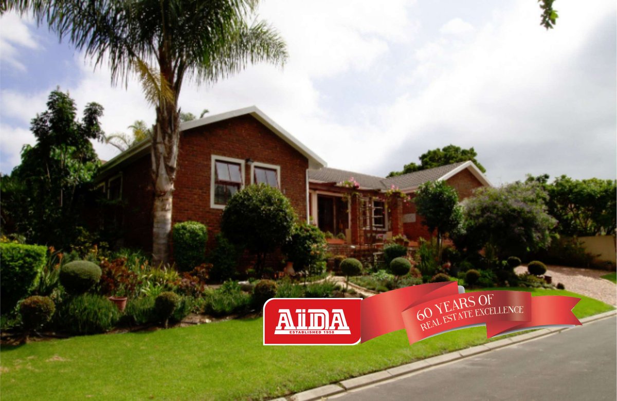 GerhardGeorge's tweet photo. AIDA GEORGE ON SHOW - Sunday 14 April 2019
15h00 - 17h00
BERGSIG/PANORAMA
Follow signs from Knysna Road
Anita Barnard: 082 680 8405 anita@aidacoastalkaroo.co.za https://t.co/RX0Rx889wT