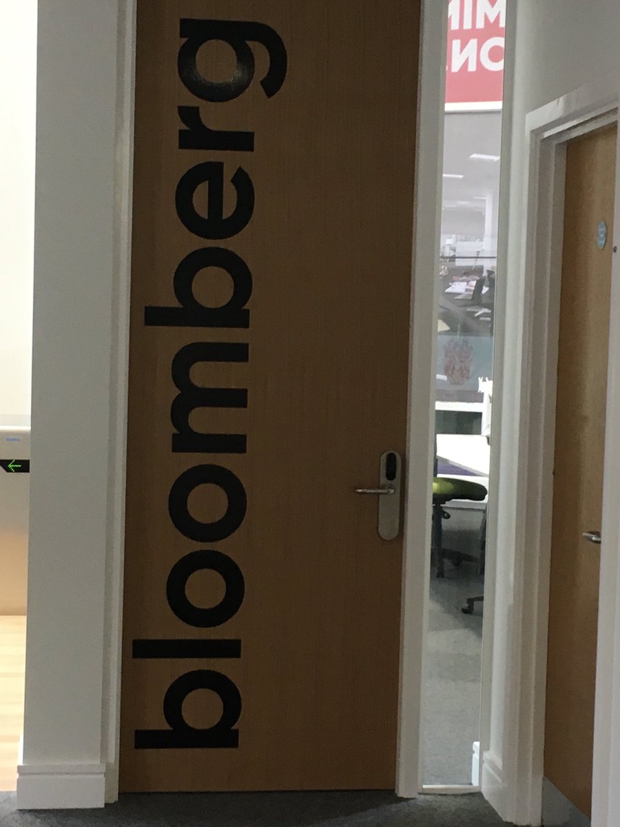 moorewis's tweet photo. Hello new ⁦@LSBU_BUS⁩  home! What a difference! https://t.co/hwq5dPqWbT