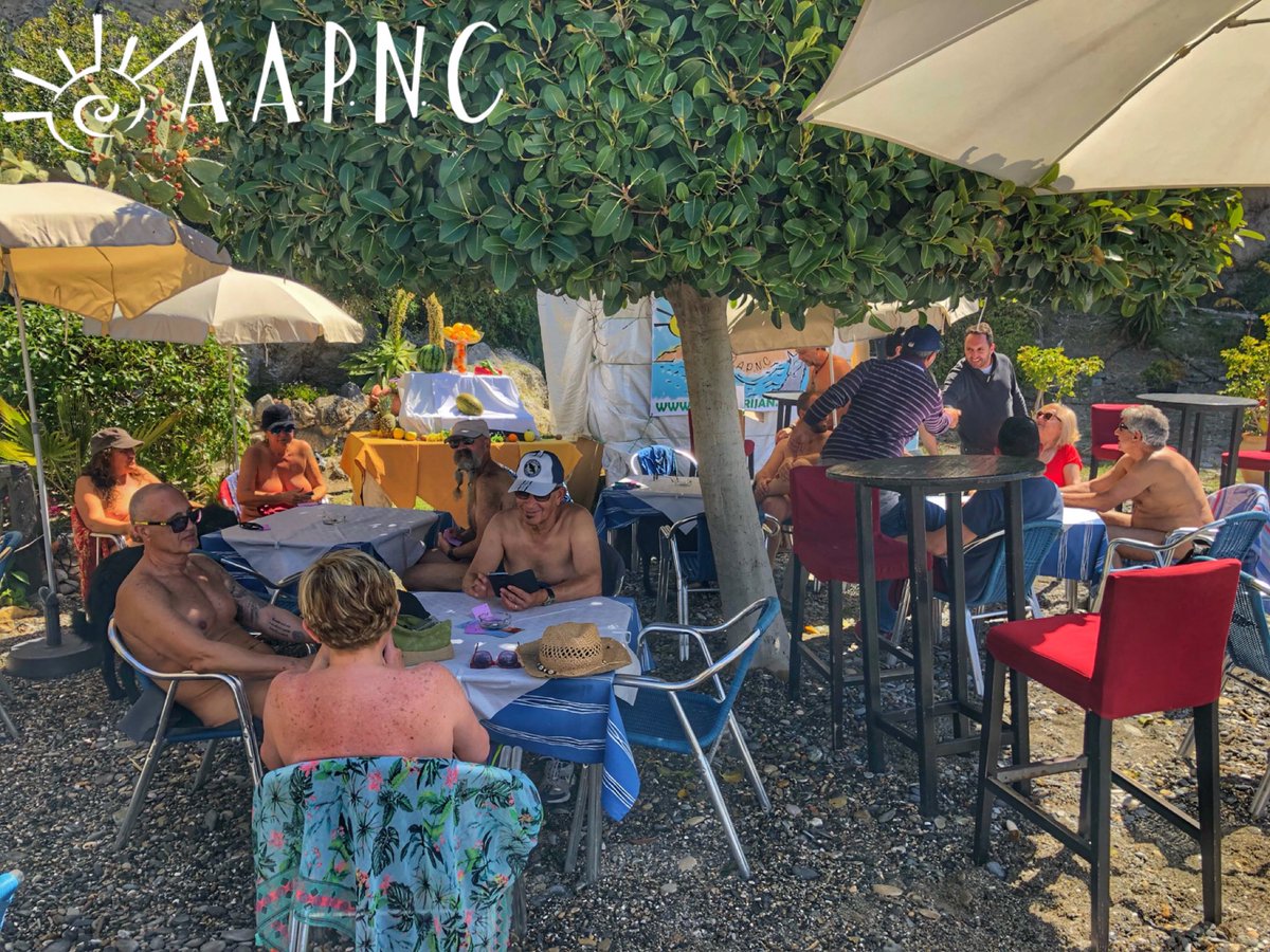 Después del #TrashChallenge, llega la hora de celebrar un momento histórico en Cantarriján: ¡La inauguración de la zona de ropa opcional del Restaurante <a href="/LaBarracaCanta/">Barraca Cantarriján</a> ! El primer restaurante en Granada que decide contar con un espacio donde los nudistas somos bienvenidos.