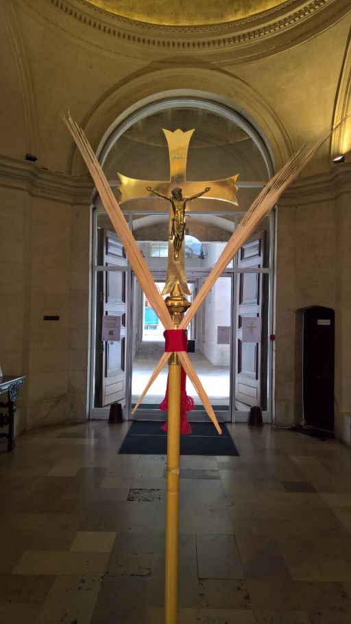 stbrideschurch's tweet photo. All welcome to our services today celebrating #PalmSunday.

11am Choral #Eucharist with Blessing of Palms &amp; Procession
5:30pm Choral #Evensong with #SermonInMusic

Plenty of seasonal singing from @StBrides_Choir
➡️ https://t.co/JGdtKS7uqF

#Anglican #worship #CofE https://t.co/fuRwAEOzsI