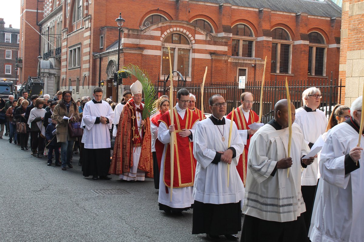 CardinalNichols's tweet photo. Let us walk this week together with our faces always turned to the Father &amp; with Jesus his beloved Son who shows us the way, who is with us in every dark valley, who carries us in the weight of his cross &amp; frees us by the shedding of his blood. https://t.co/ndXNtRgTfR #PalmSunday https://t.co/uO8gBQ7Mp9