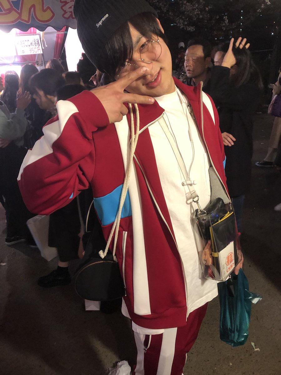 palia_ment's tweet photo. 桜見に行ったら変質者いた🤣
#だいき https://t.co/S47nh9HWWg