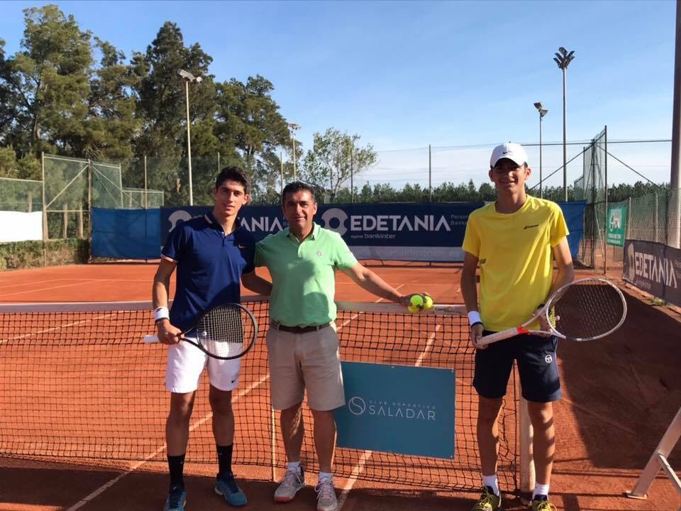 🎾🏆 En juego las finales individuales del Campeonato de #tenis de la #ComunidadValenciana #JuniorFTCV en <a href="/CD_Saladar/">C. D. Saladar</a>: Gabriela Martínez 🆚 Judith Perello, Pablo Alemany 🆚 Gerard Planelles, ¡¡VAMOS!!