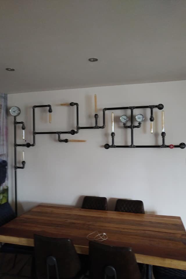 IndustrialWrks's tweet photo. Thank you Tracie and Malc for trusting me to build the bespoke wall light! Looks fantastic now it’s on your wall! #industrialworks #lightingdesign #statementlighting #industriallighting #walllights #bespokelighting #edison #pipelight #pipe #industrialstyle #handmadeinsomerset https://t.co/IyDSaqV1CQ