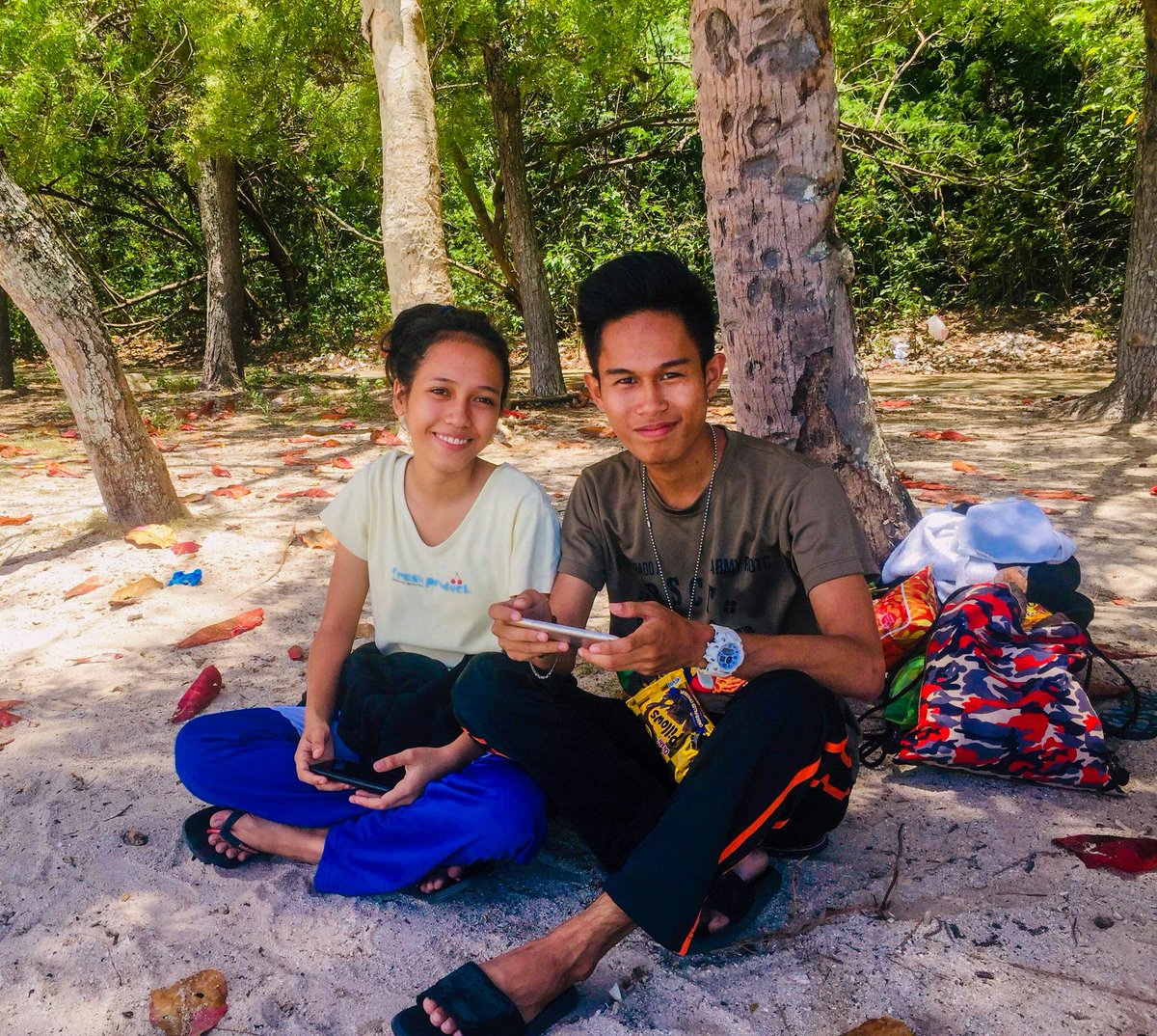 insoooooy's tweet photo. Iloveyou 😄😘 https://t.co/YKoerj6cPG