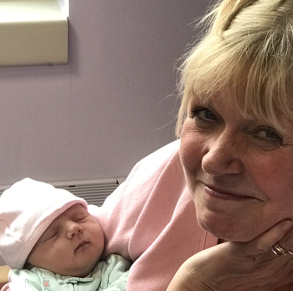 JuliePeasgood tweet media