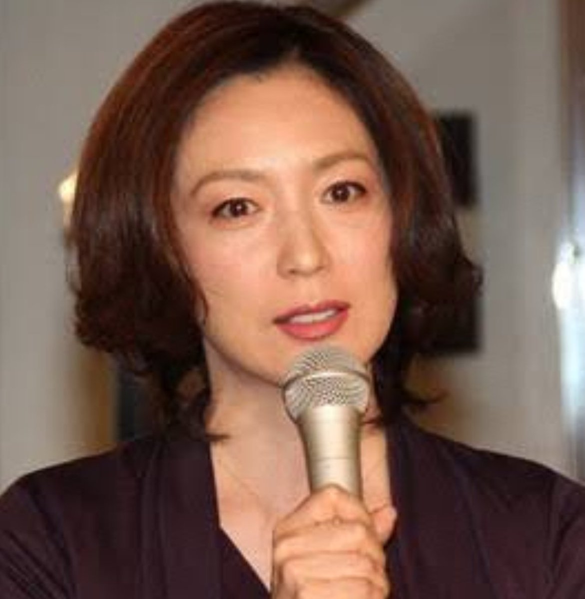 年齢 賀来千香子