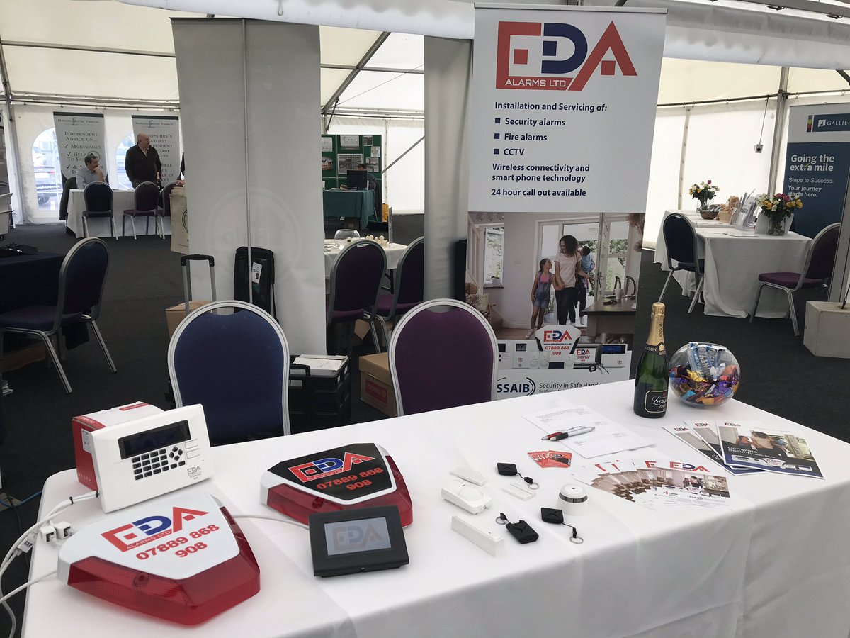 Second day at <a href="/MonksProperty/">Monks</a> new home exhibition come say hello 👋🏼 <a href="/ShropshireHome1/">Anya</a> <a href="/SJRobertsHomes/">SJ Roberts Homes</a> <a href="/fletcher_homes/">Fletcher Homes</a> @Shingler <a href="/uklittlerascals/">Little Rascals</a>