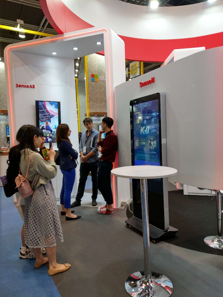 SenseTime_AI's tweet photo. At #HKICTEXPO, visitors're having fun with our AI application demos!

Try them out by visiting us at booth A14, Hall 3G at Hong Kong Convention and Exhibition Center!

#sensetime_AI #HKTDC #HKCEC https://t.co/rwGGvdpFuA