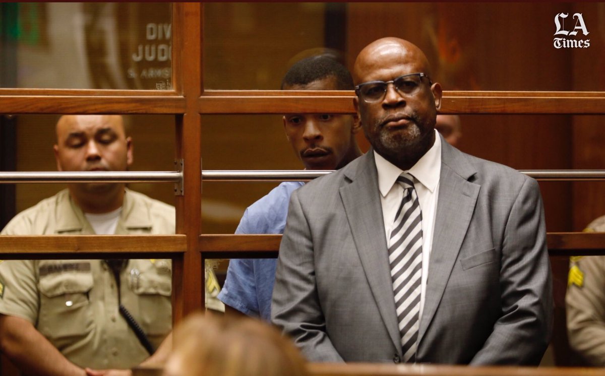 abujagossips's tweet photo. Chris Darden, best known for prosecuting O J Simpson, is the lawyer for Eric Holder &amp; enters not guilty plea on his client’s behalf.  His bail is $5M. https://t.co/JOqp6J8Bz7