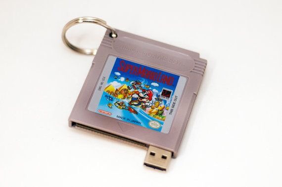 JuicyGameReview's tweet image. #RetroGaming inspired USB drives FTW