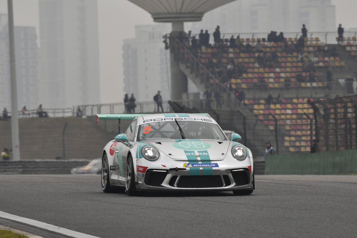 carreracupasia's tweet photo. In #CarreraCupAsiaProAm #FrancisTjia of #OpenRoadRacing finished 1st in class with @Yuey_Tan of #NovuRacing in second. 3rd place went to reigning champ #BaoJinlong of #ZhengTongAuto by a mere 0.008 seconds. Official points to follow later today. https://t.co/TC7k5NAQci