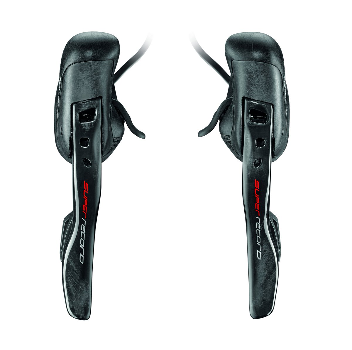 The best ergonomics in the business, made better with each new iteration. Whether you chooose rim or disc brake for your ride the Campagnolo ergopower commands are shaped to ensure comfortable, safe and efficient control of the bike and drivetrain. #movementbycampagnolo