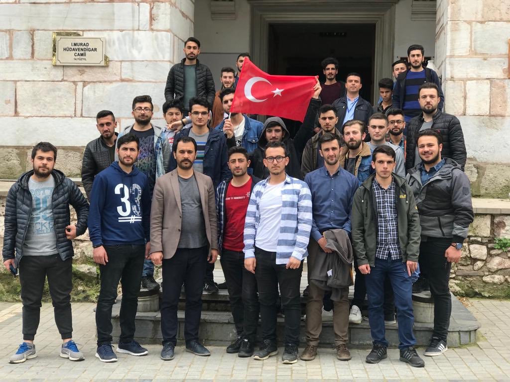 ErzurumKYGM's tweet photo. “Kuruluştan Çanakkale’ ye Tarih ve Medeniyet Gezisi” , Erzurum KYK öğrencileri için ecdad ruhuyla buluşma fırsatı oldu. Ertuğrul Bey’ in kabriyle başlayan gezi, gençlerimizin atalarını bir kez daha rahmetle anmasına da vesile oldu.
#KuruluştanÇanakkaleyeKYK https://t.co/HKLEUAEaHA