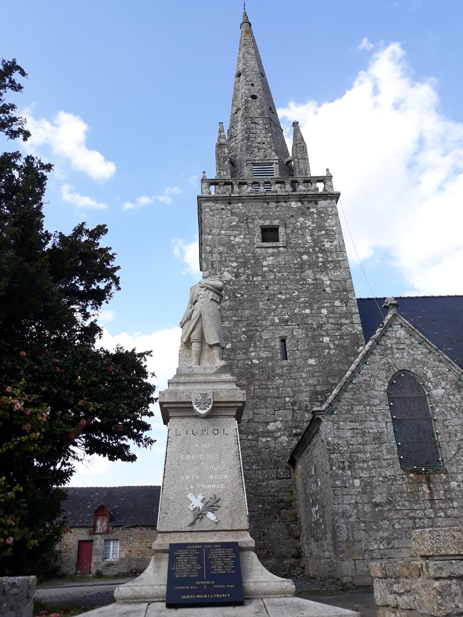 ThiChaplain's tweet photo. l'église de #Lignol, une belle église d'un bourg #rural breton. #ruralie #ruralité #patrimoine #bretagne https://t.co/RE9N2PdnXq