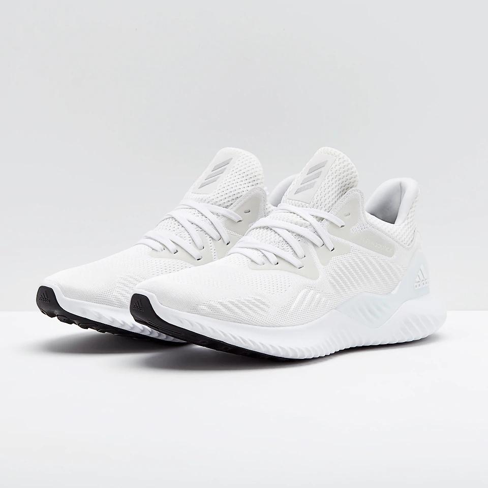 vinniewalker999's tweet image. Adidas Mens Alphabounce Beyond white/silver/met size 10 please  #OwnYourRun #ProDirectRunning #UKRunChat
