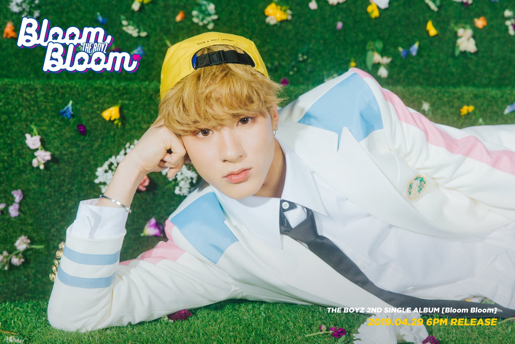 더보이즈 The Boyz The Boyz 2nd Single Album Bloom Bloom Concept Photo Eric 19 04 29 6pm Release Theboyz 더보이즈 Bloombloom Eric 에릭 T Co Uifaavydzx 더보이즈 The Boyz The Boyz 2nd Single Album Bloom Bloom Concept Photo Eric 19 04 29 6pm Release Theboyz 더보이즈 Bloombloom Eric 에릭 T Co Uifaavydzx