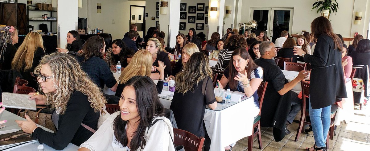 LisaNiver's tweet photo. "A mentor is someone who allows you to see the hope inside yourself. "
@Oprah
Thank you @AWMSoCal speed #mentoring is helpful and hopeful. Thank you #mentors for helping me see the next steps! More #Photos: https://t.co/lQwq9o4cpP
#AWMSoCal #women #media #gratitude #travel https://t.co/TMjUr4m4Vu