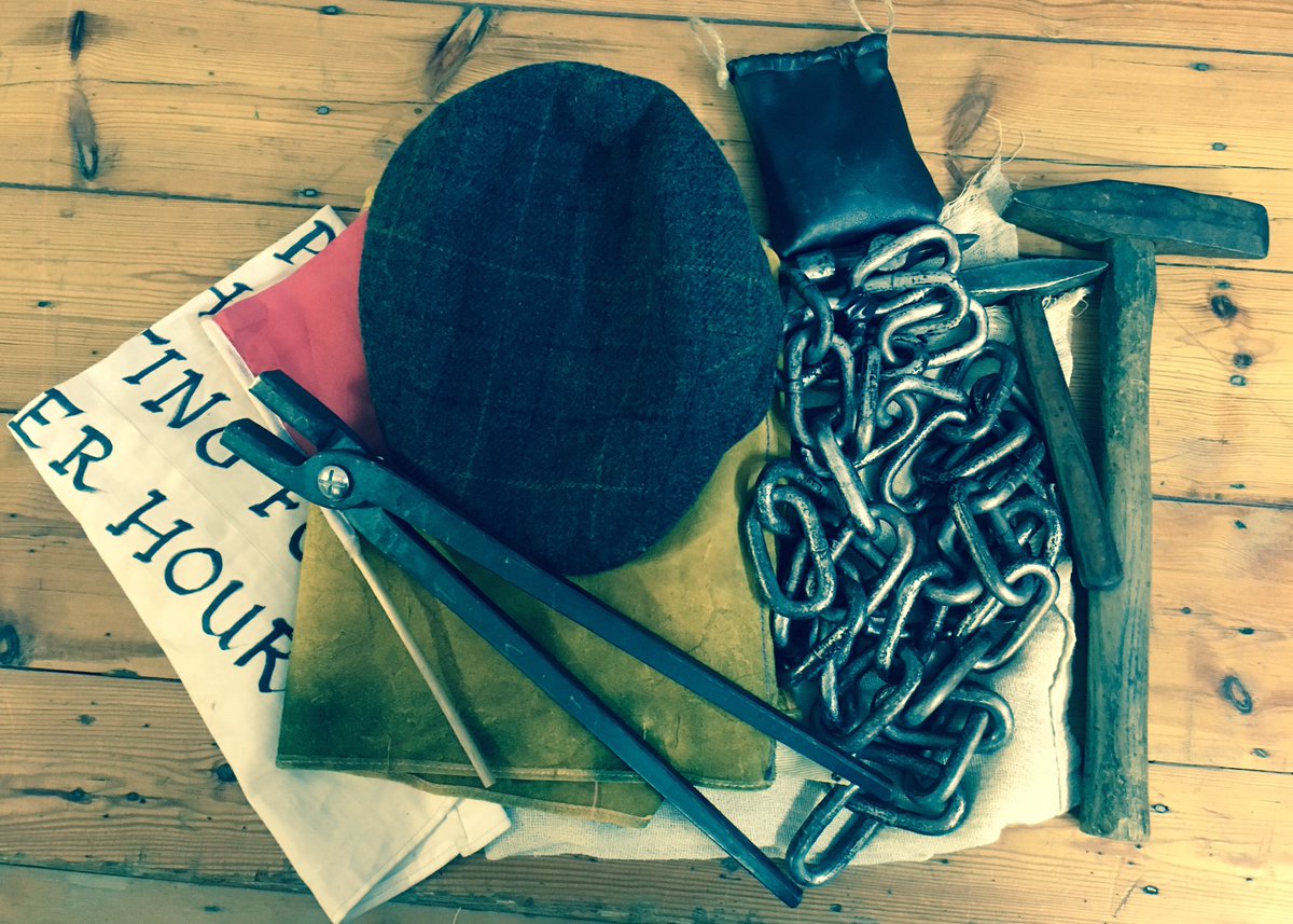 rowangodelmusic's tweet photo. Setting up in County Durham... Come and be roused ! #rouseyewomen #chainmakers #equality #fairpay #womensrights #equalrights #folkopera #folksinger #folkmusic #tourlife #ontheroad #livetheatre #livemusic #singersongwriter @townsendprod @BryonyPurdue @KairenK @SaskiaMurphy https://t.co/8DhAfBAQcU