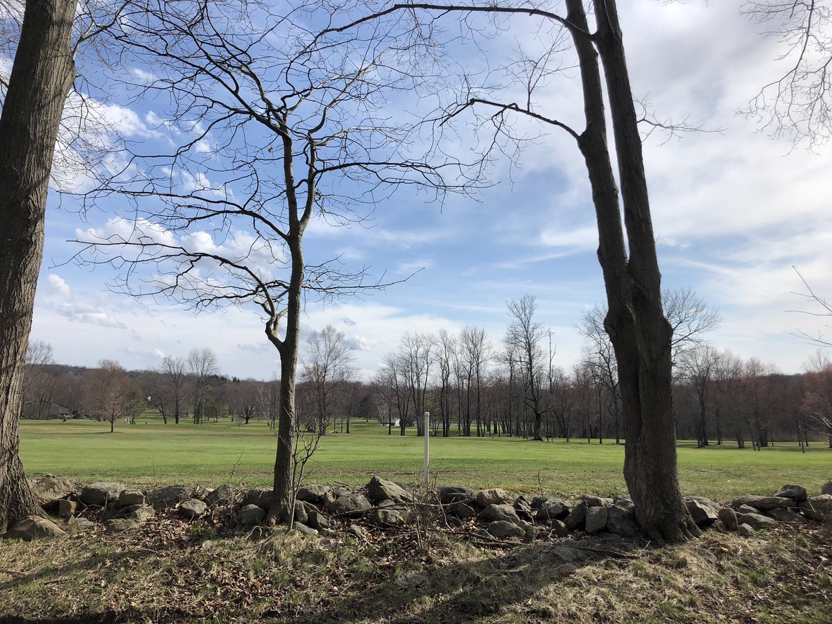 rorishapiro1's tweet photo. I love that most of these views haven’t changed much in over 200 years. #revolutionarwar #historicct #ridgefieldct #colonialamerica #openland #nature #beautifulday https://t.co/gNMvYkghjS
