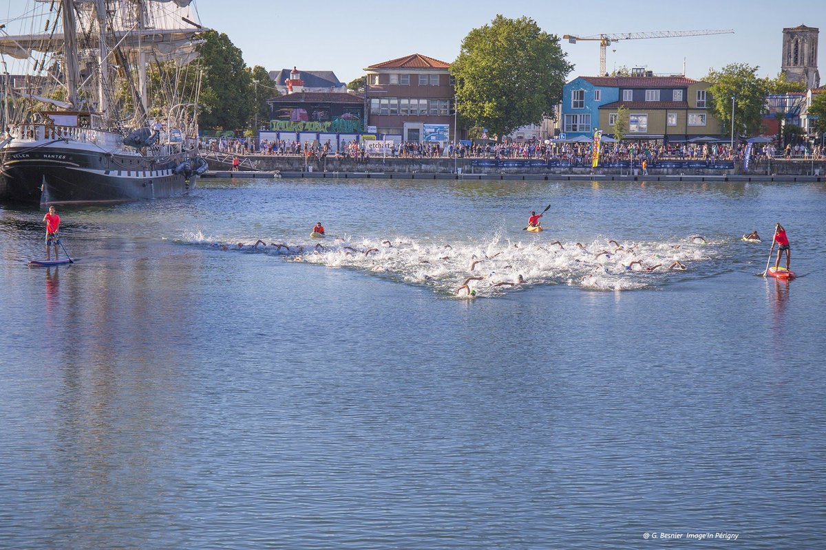 Le Triathlon de La Rochelle, c'est les 8 et 9 juin prochain !
Attention: Certaines épreuves se remplissent très vite. Ne tardez pas à vous inscrire !
