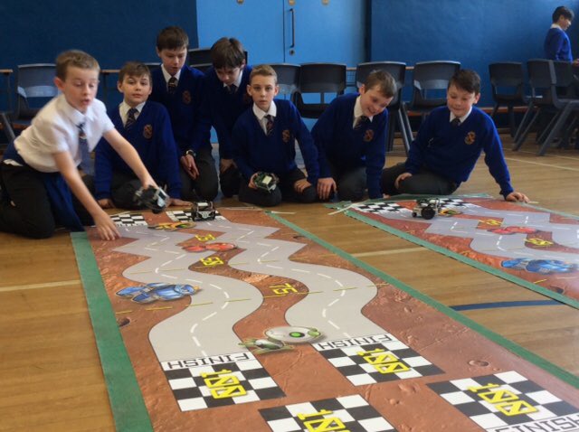 Lots of planning, thinking &amp; calculating for P7M on robotics Day!