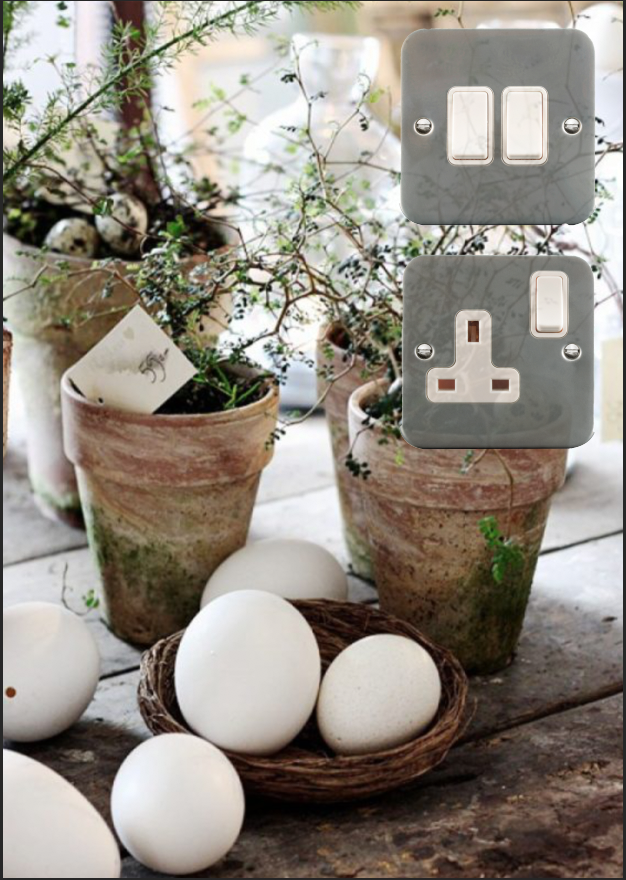 Don't forget to get involved with our competition if you haven't already! 
We want to see your best Install of EITHER of the following -
1. AirBox
2. Elemento Weatherproof
3. Metalclad 
All you need to do is SNAP, UPLOAD and TAG using the #HamiltonEasterInstall