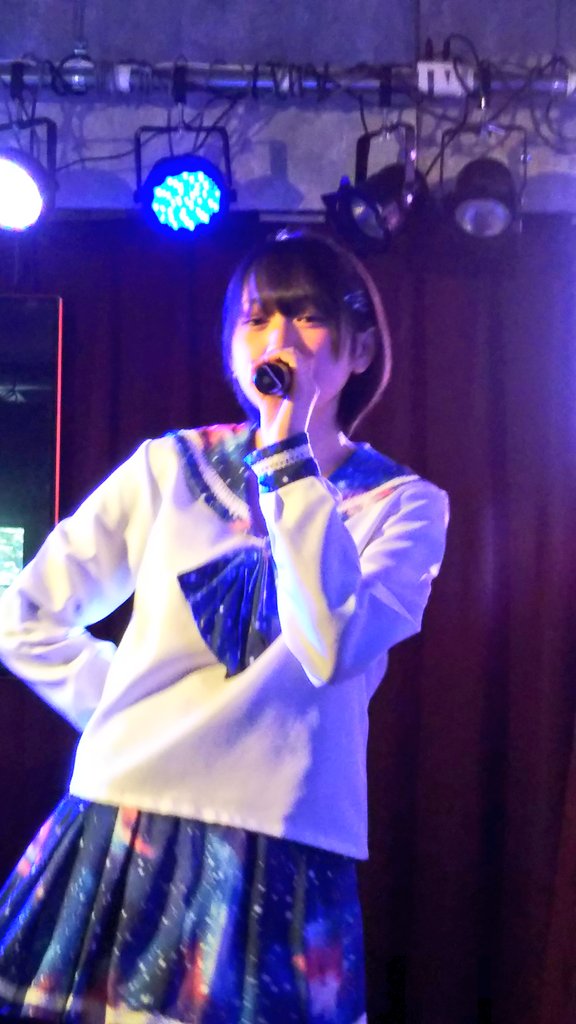 JijiToru's tweet photo. 【本日の1枚】
L.F.P １部 in RED BRUSH arena

編みタイツday⚠
キャッチマイハート💓
ドキドキが止まらない f(^_^)

#仙台flavor
#伊達夏海🍊
#REDBRUSH
#なっちゃんなまらめんこちゃん💛
#4月はコール強化月間💢 https://t.co/dZhRZzP9Rj